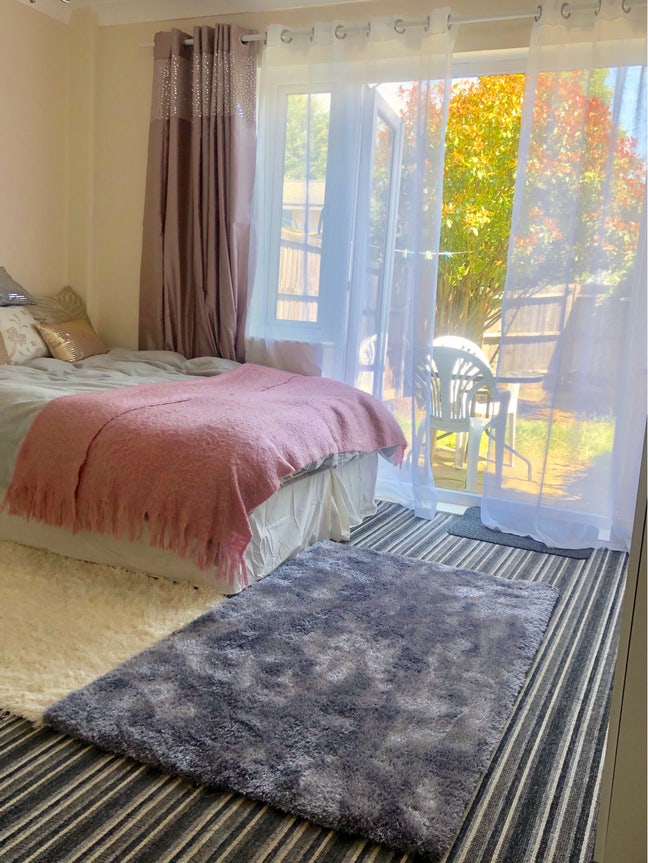 Private Garden& Entrance Dep.300&pound; Bills Incl. Main Photo