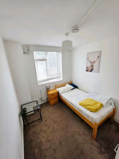 West Hampstead / Finchley Road  Main Photo