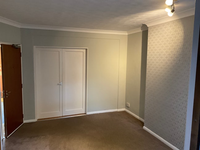  1 bed GF flat close to north station and hospital Main Photo