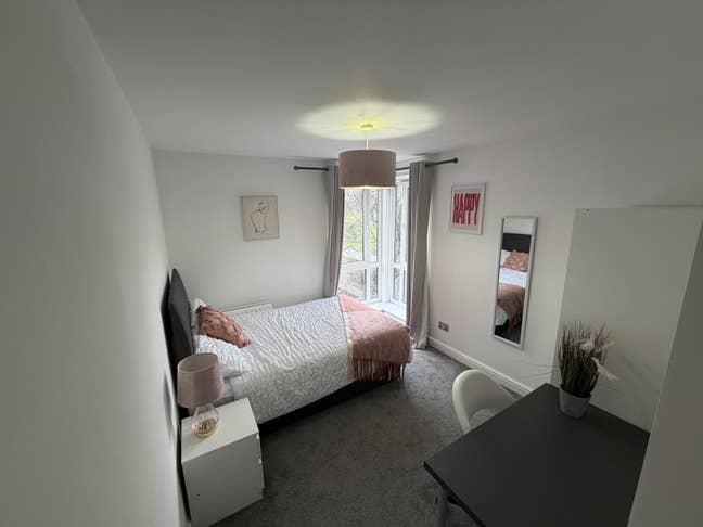 Double Rooms in Leeds – Friendly House Share Main Photo