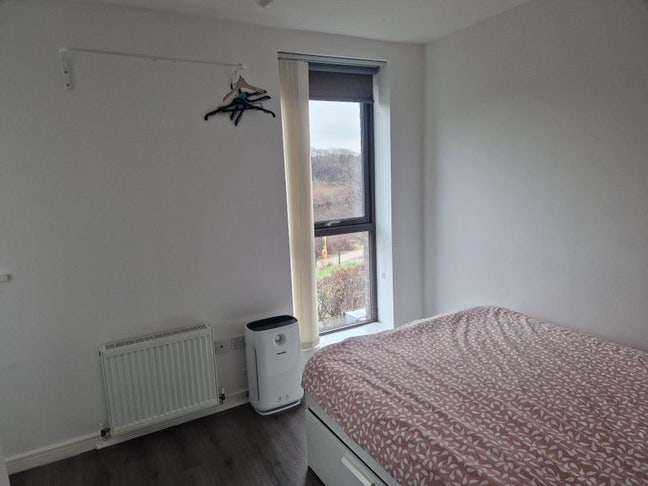 Double room in a modern Riverfront house Main Photo