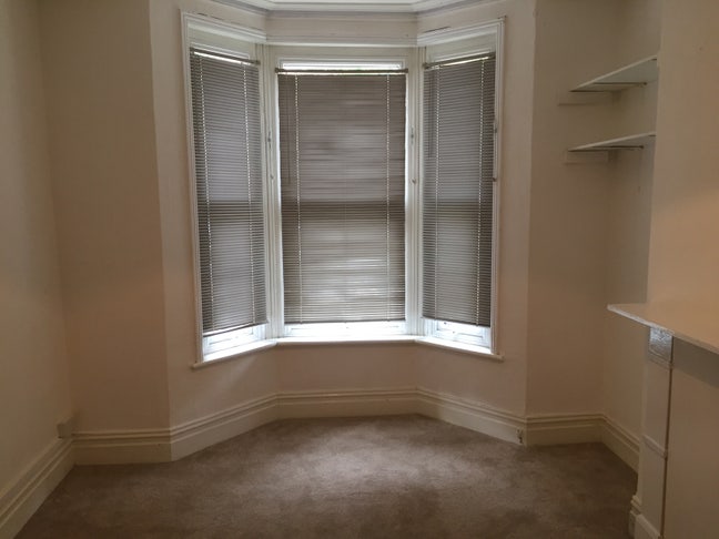 Excellent Double Room in Great Location  Main Photo