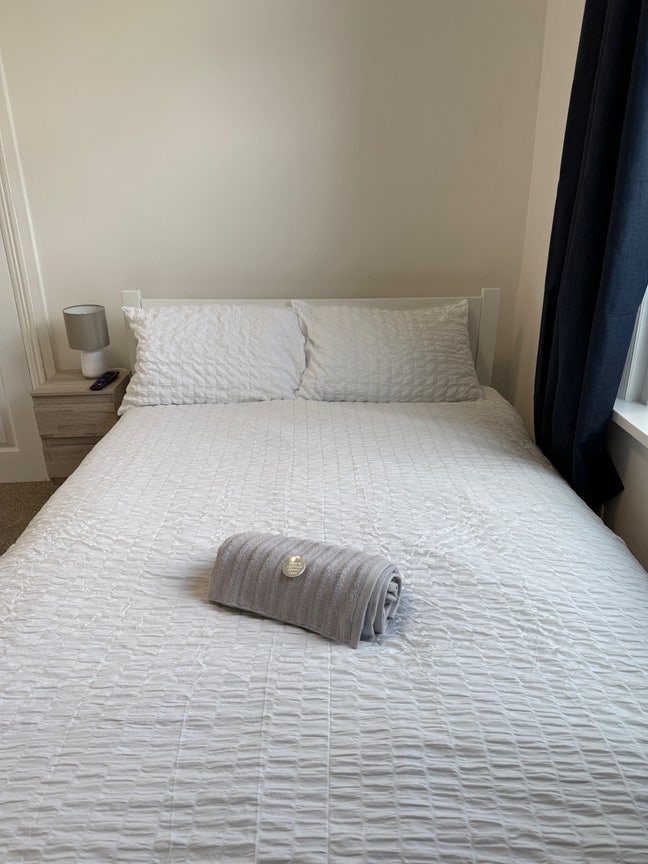 Cozy Double Bedroom for Rent  Main Photo