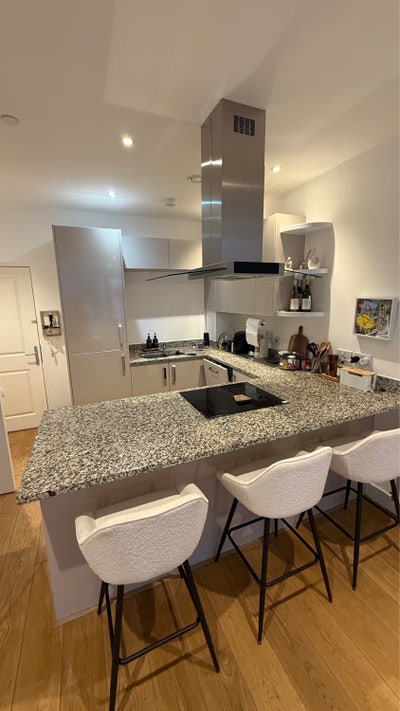 Short term Sublet in Battersea/Nine Elms  Main Photo