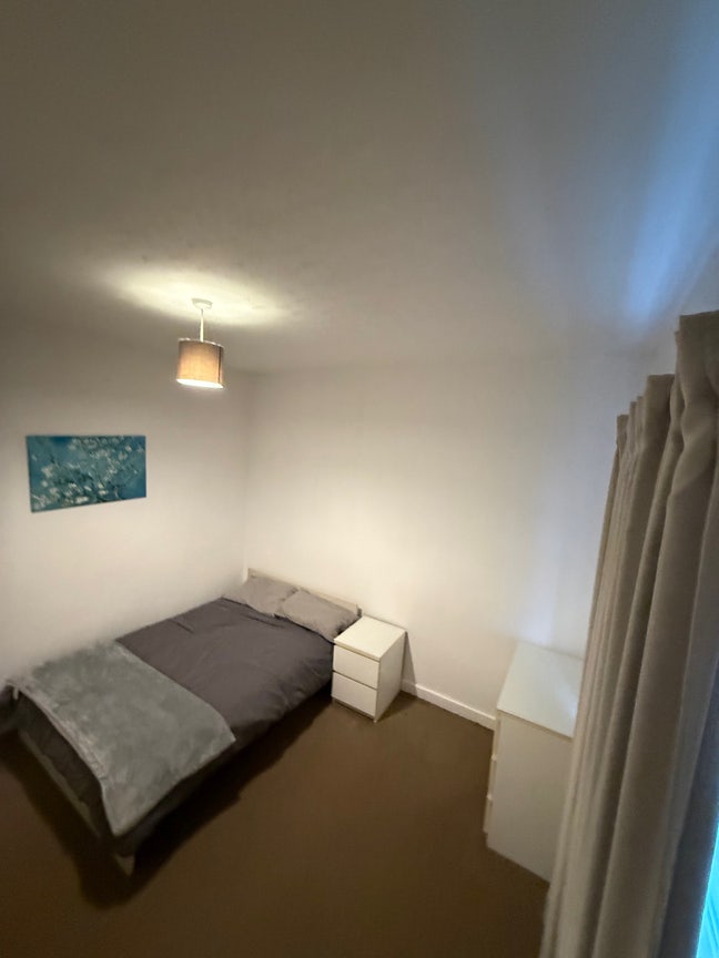 2 rooms available  Main Photo