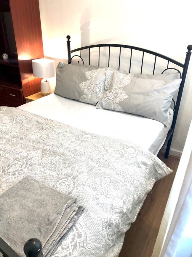 Spacious Room to Rent – South Harrow (10 mins walk Main Photo