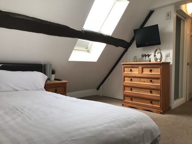 *Full En-Suite Room* All Bills inc * Evesham Town  Main Photo