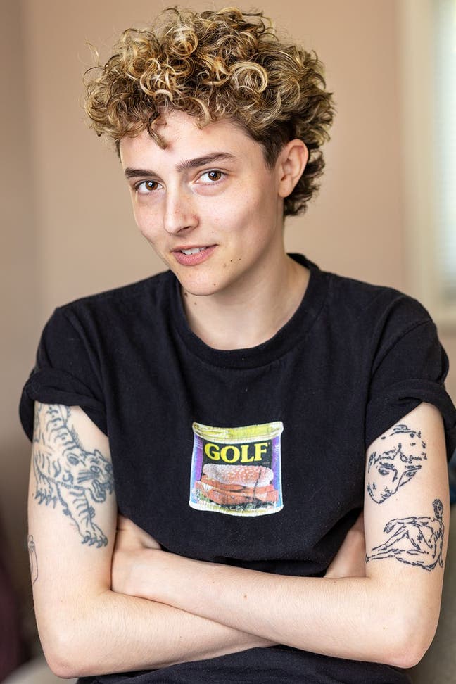 Creative professional seeks peaceful home Main Photo