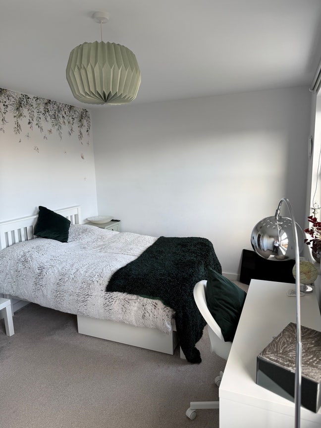 Bright double room near Beach  Main Photo