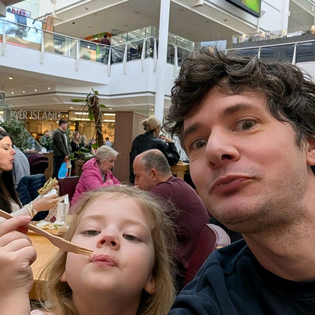 Large room wanted  Main Photo