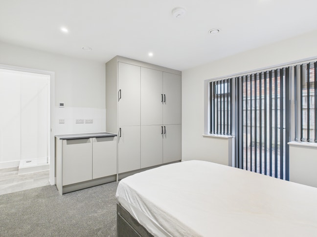 Premium En-suite room Main Photo