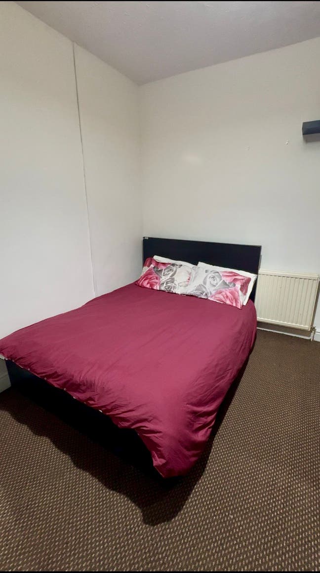 Rent Double Room Big Warddrove Main Photo