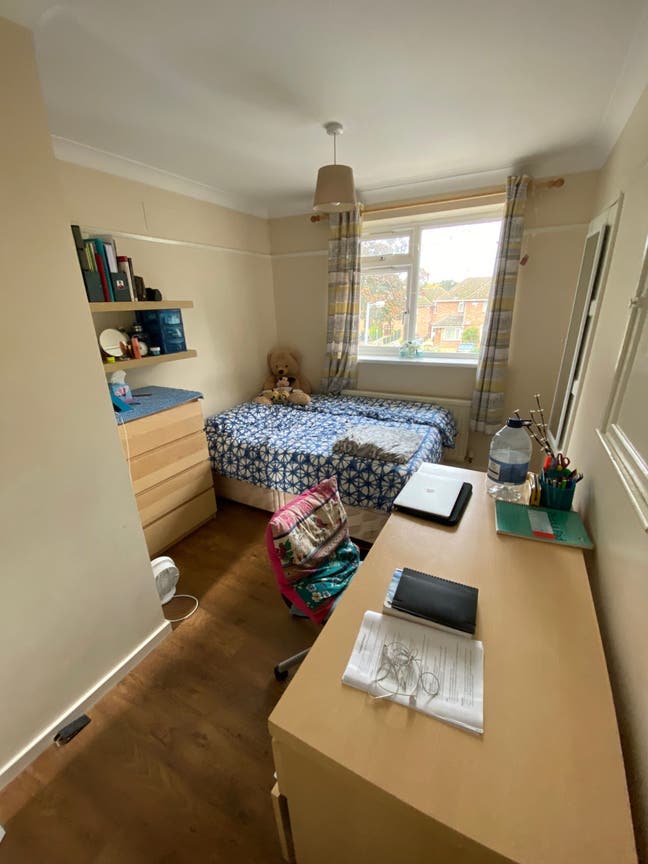 Furnished Spacious Double Room in Charlton Main Photo