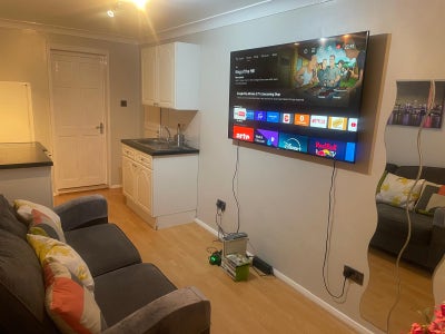 One bedroom self contained apartment furnished  Main Photo