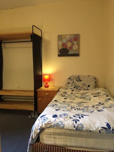Lovely Room Edgware Road (Zone 1)-Female Preferred Main Photo