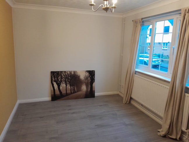 &pound;2,200 Greenwich | 3 Dbl Rooms Available Main Photo