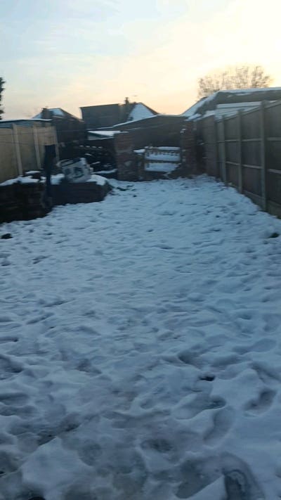 Fully Furnished Rooms Available in a Friendly hous Main Photo