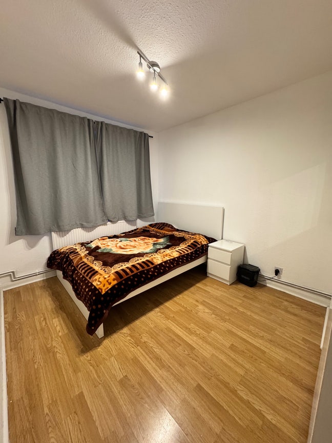 Clean Furnished Single Room - Stanmore Broadway Main Photo
