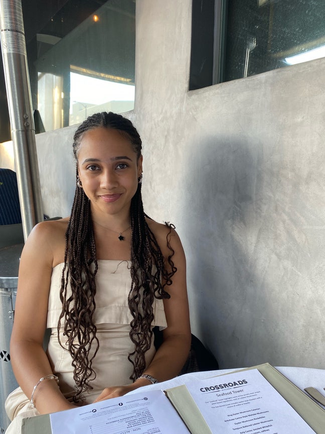 25 year old female working in tech in Shoreditch   Main Photo