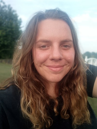 Kind person seeking other kind house mates central Main Photo