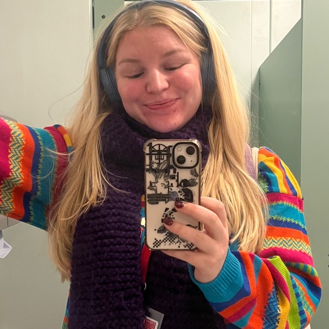 Looking for a nice room in Cardiff! 🌻 Main Photo