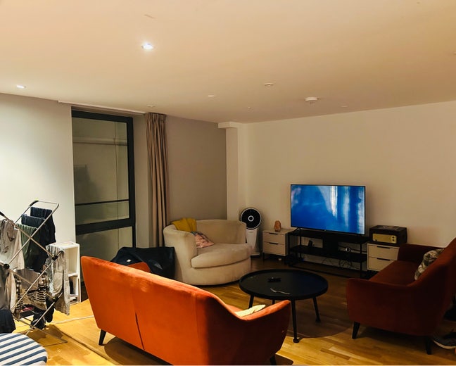 Extra Large kingsize En-Suite room !  (No Deposit) Main Photo