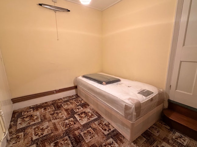 Newly refurbished +  great transport connectivity  Main Photo