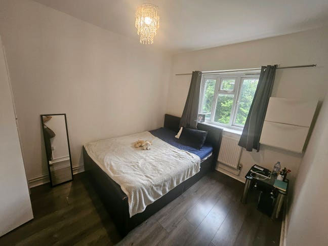 Large Double Room in Hackney  Main Photo