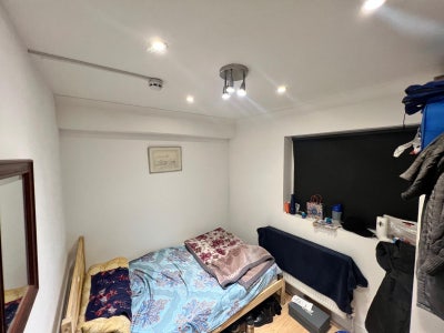 Double room to let  Main Photo