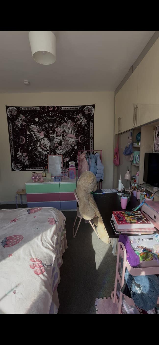 Large room in high spec 6 bed house Main Photo