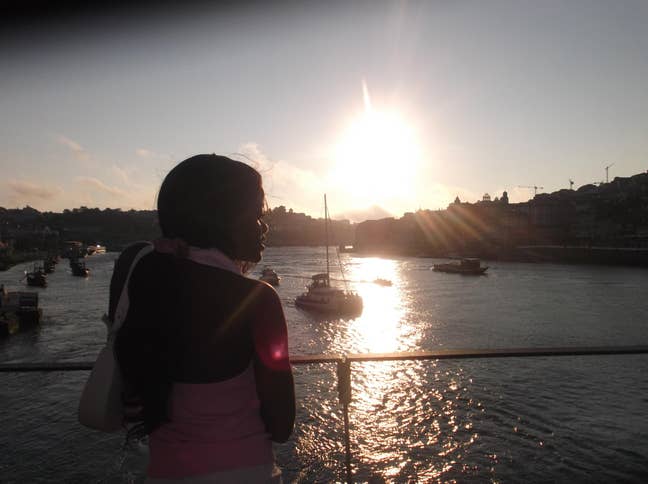 Hello hello. I'm looking for a flat to share ... Main Photo