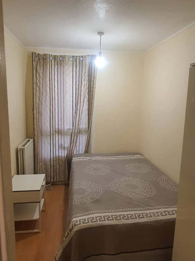 Single cozy room  Main Photo