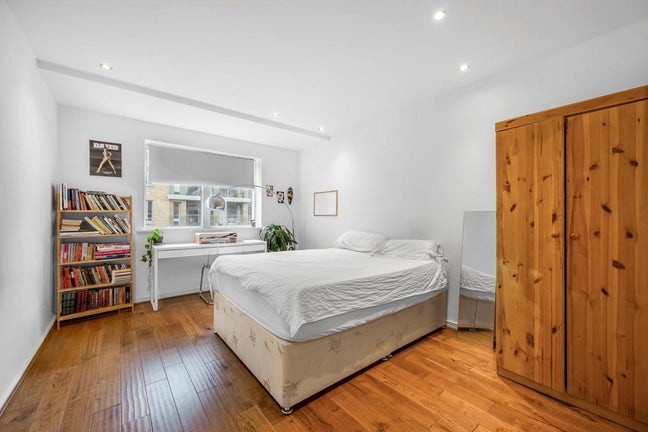 Short term let in East London  Main Photo