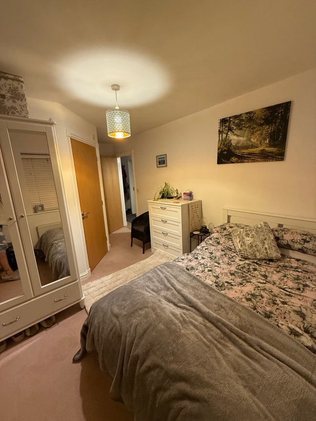 En suite double room in rural location Main Photo