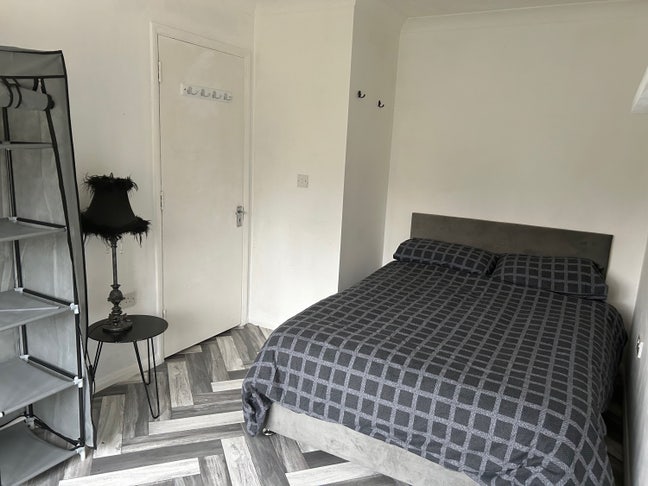 Bright Double Room Main Photo