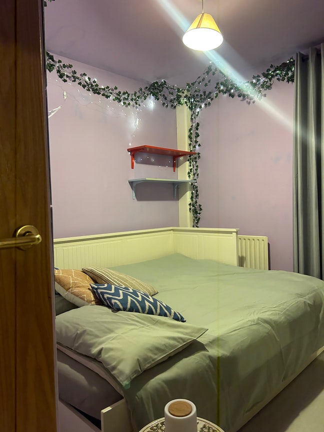 1 Bed Top fl peaceful Aptm For A female Pro Main Photo