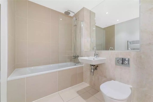 2 bedroom available  Main Photo