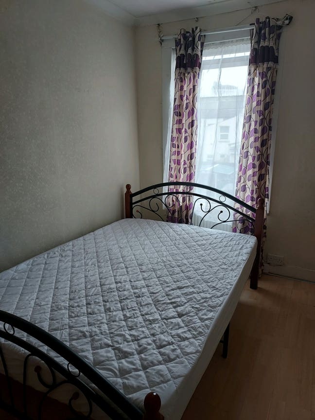 Room for rent E6 Main Photo