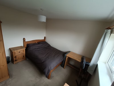 Spacious double room in Soham Main Photo