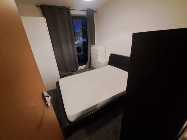 Double Room in Manchester City Centre Flat Main Photo