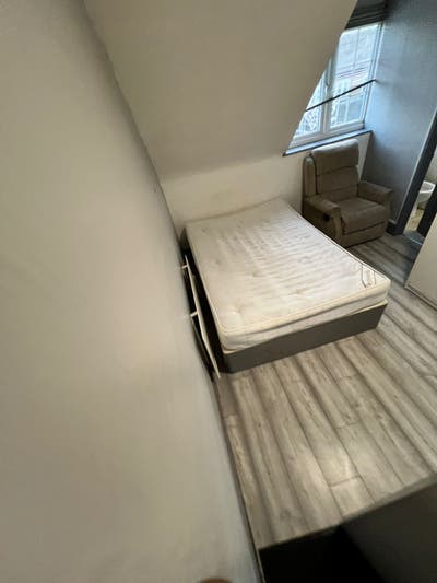 Studio Flat in Chalfont St Peter Buckinghamshire Main Photo