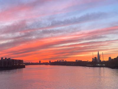Premium Ensuite Room with Wall-to-Wall Storage Main Photo