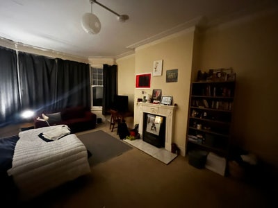 Large, spacious Double Room in Muswell Hill Main Photo