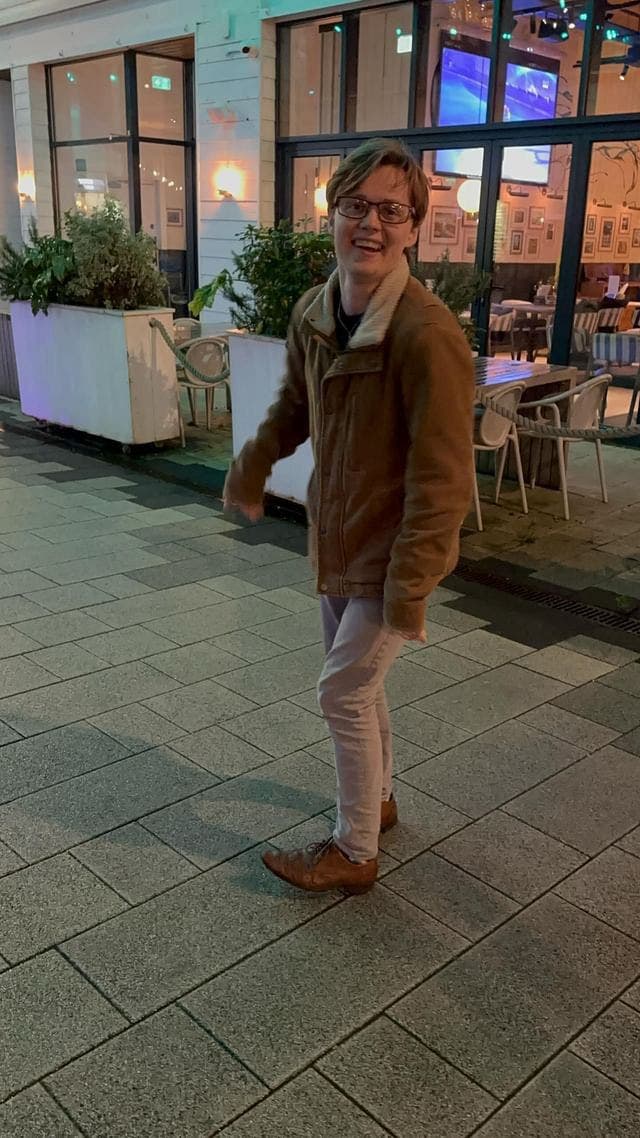 Looking for room to rent in Cardiff Main Photo