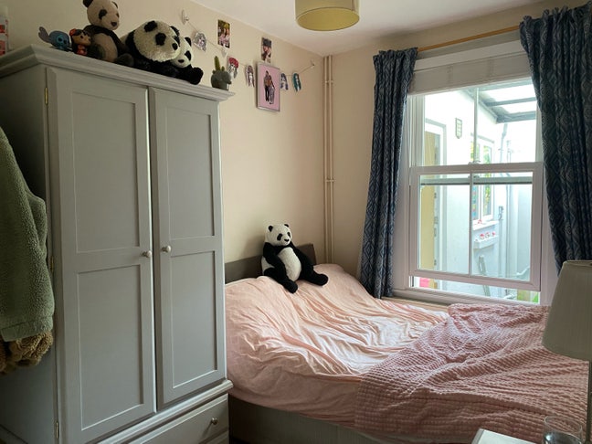 BN1 -  clse station   &pound;655 inc bills - 1st Feb Main Photo