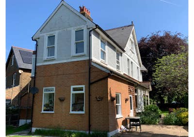 2 rooms in great shared house Main Photo