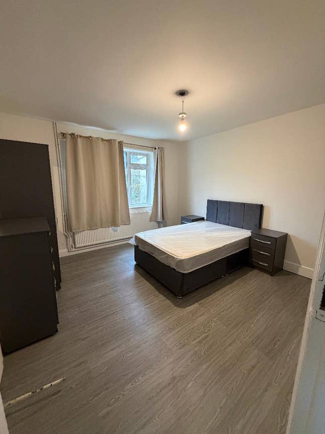 Very Spacious Double Room &pound;950 Near Hospitals Main Photo