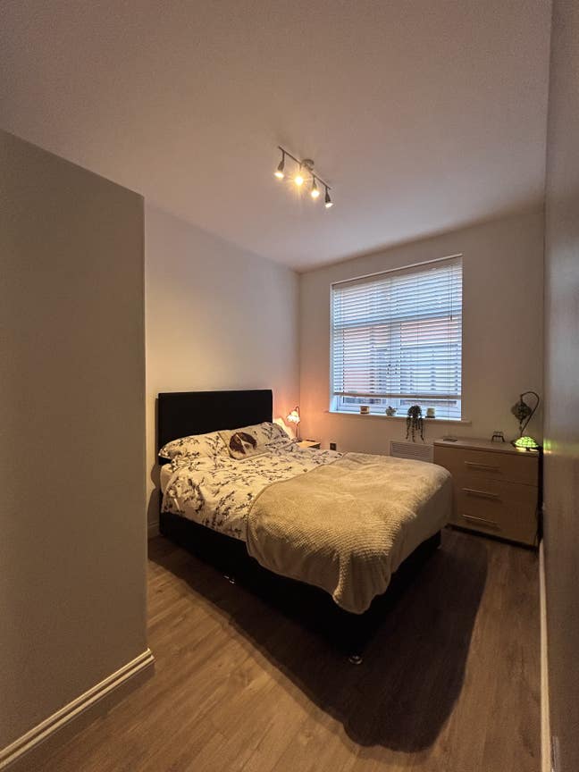 Spacious Double Room in Modern Jewellery Quarter A Main Photo
