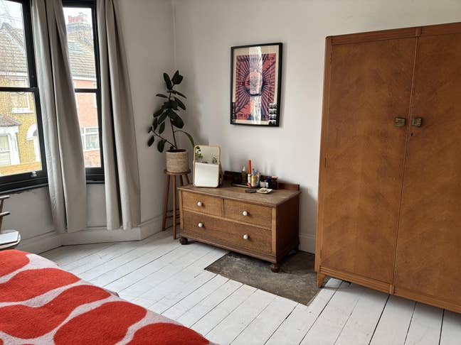 Large Double Bedroom near St James Street Main Photo