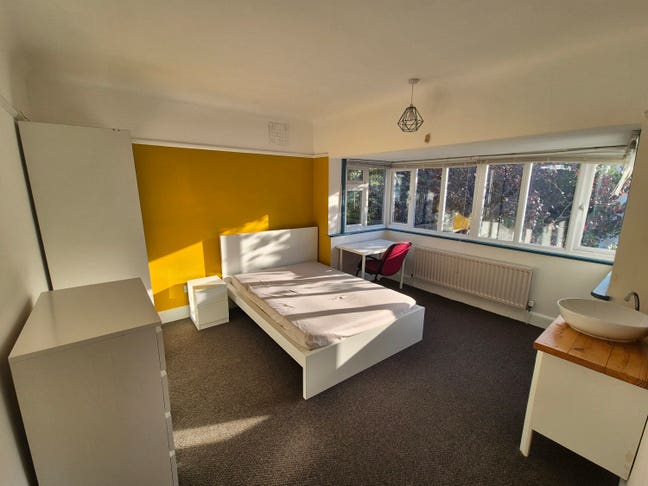 2 Spacious Furnished Double Rooms with Vanity Unit Main Photo